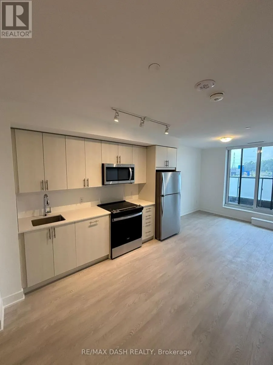 352 - 2425 SIMCOE STREET N
