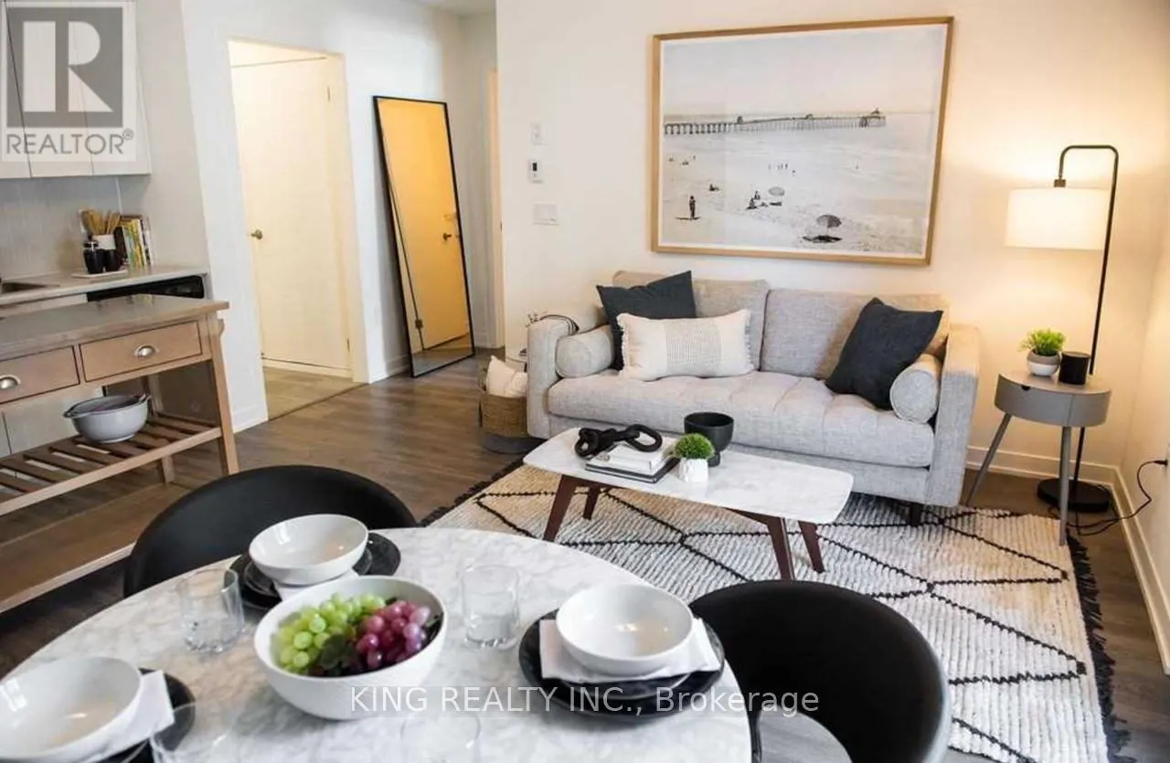 411 - 1525 KINGSTON ROAD W