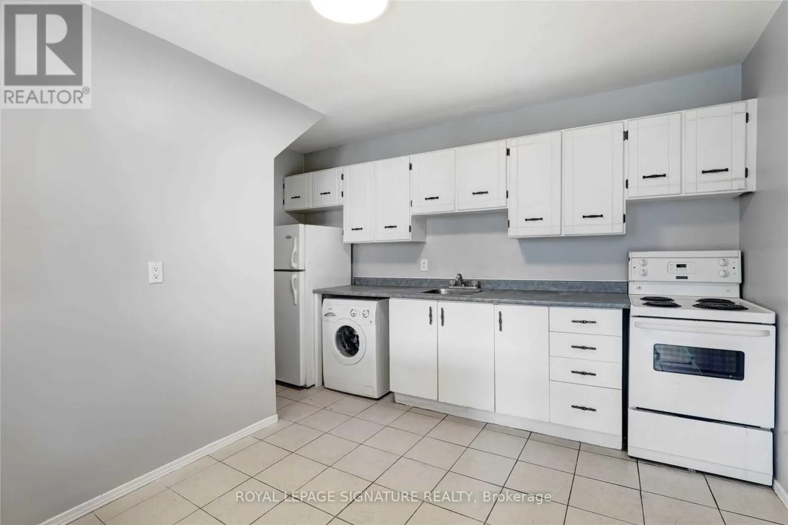 2 - 937 DANFORTH AVENUE