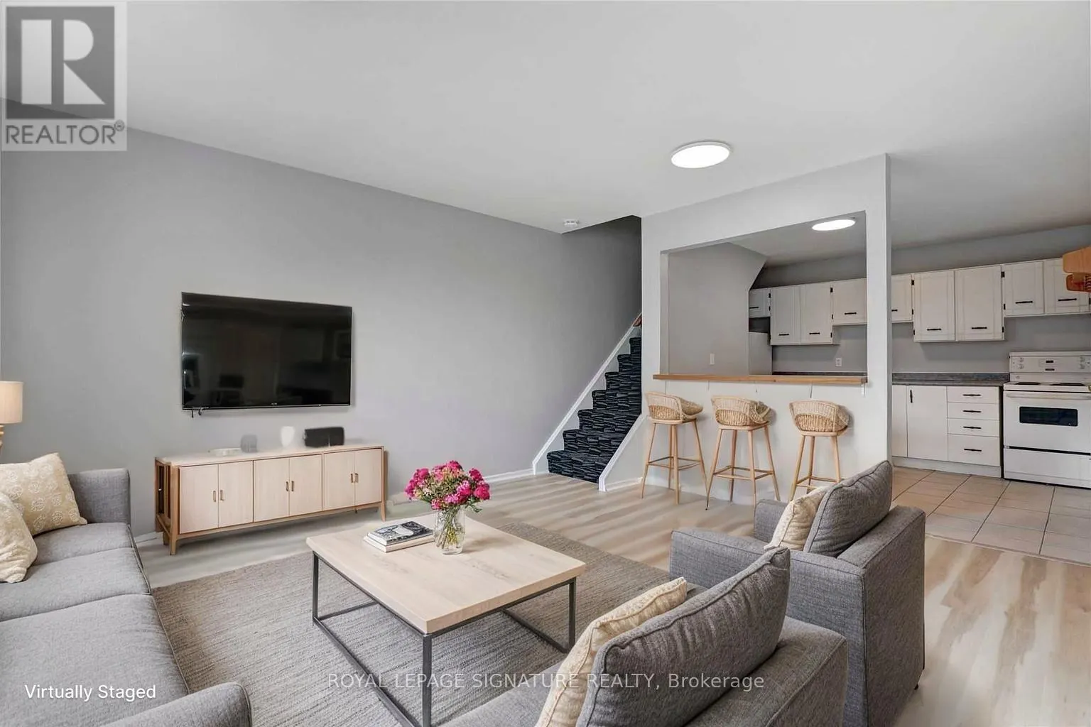 2 - 937 DANFORTH AVENUE