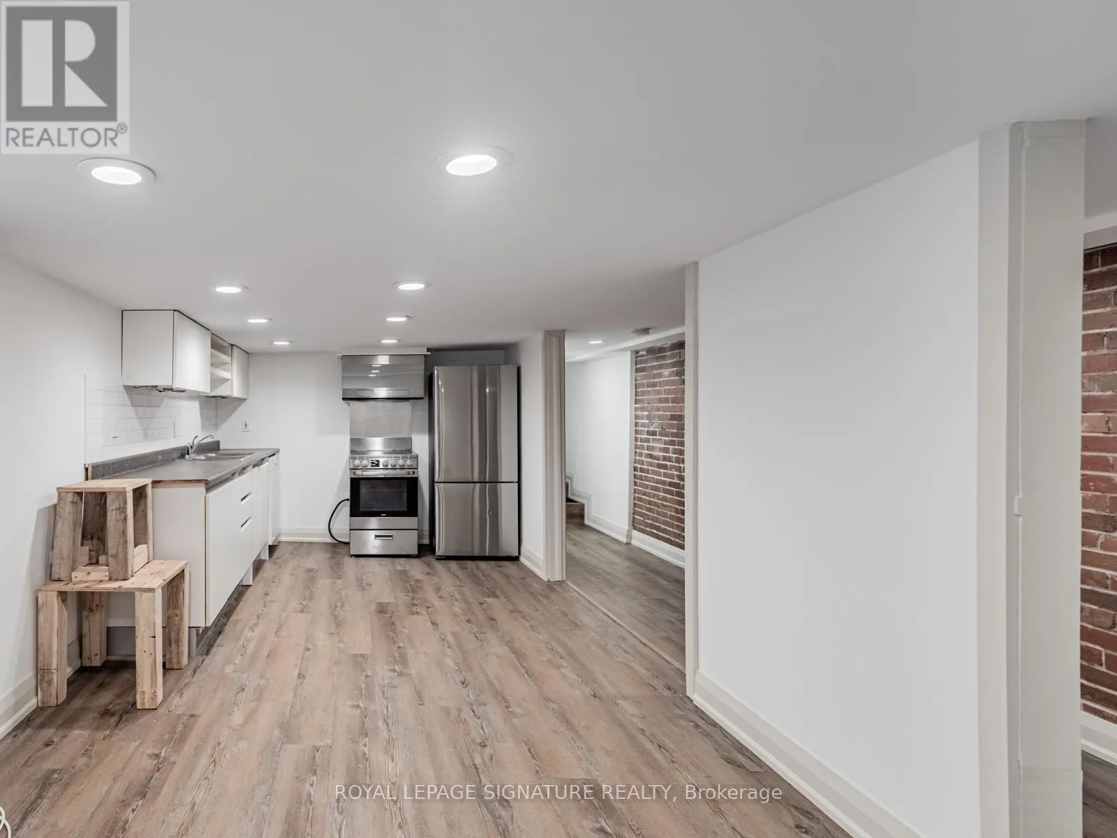 LOWER - 49 STANHOPE AVENUE