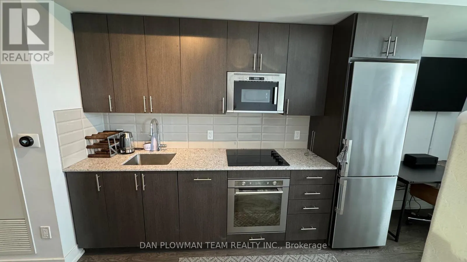 1119 - 2550 SIMCOE STREET N