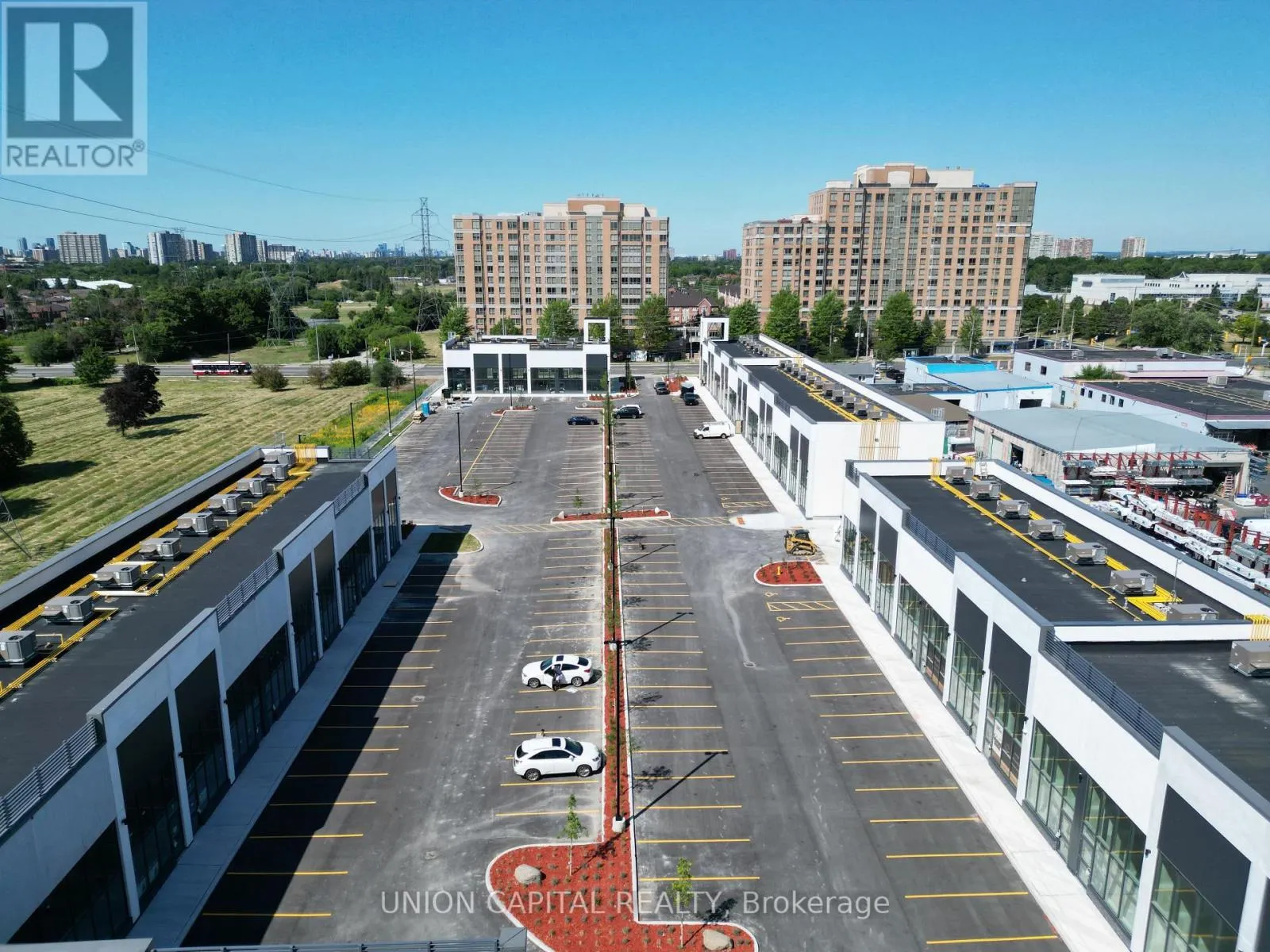 C15 - 3101 KENNEDY ROAD