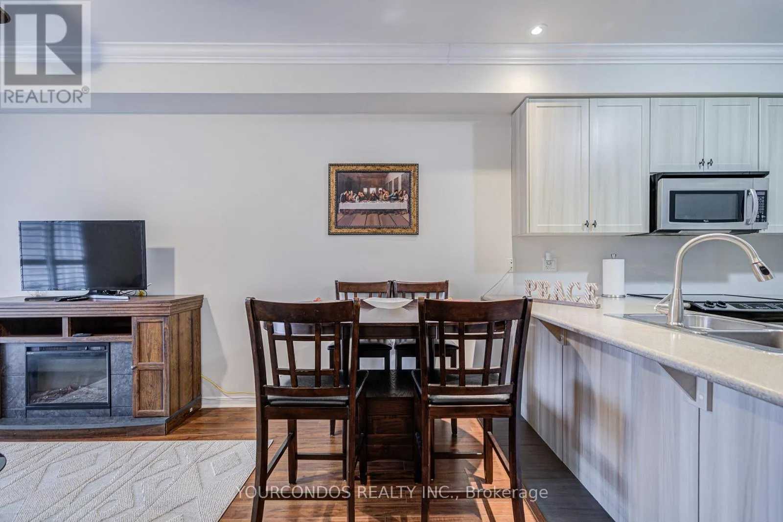 40 LOVEGROVE LANE