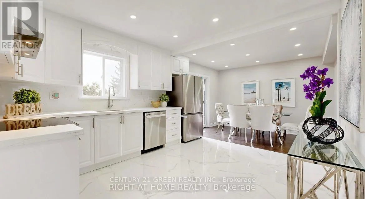 MAIN - 1813 ROSSLAND ROAD E