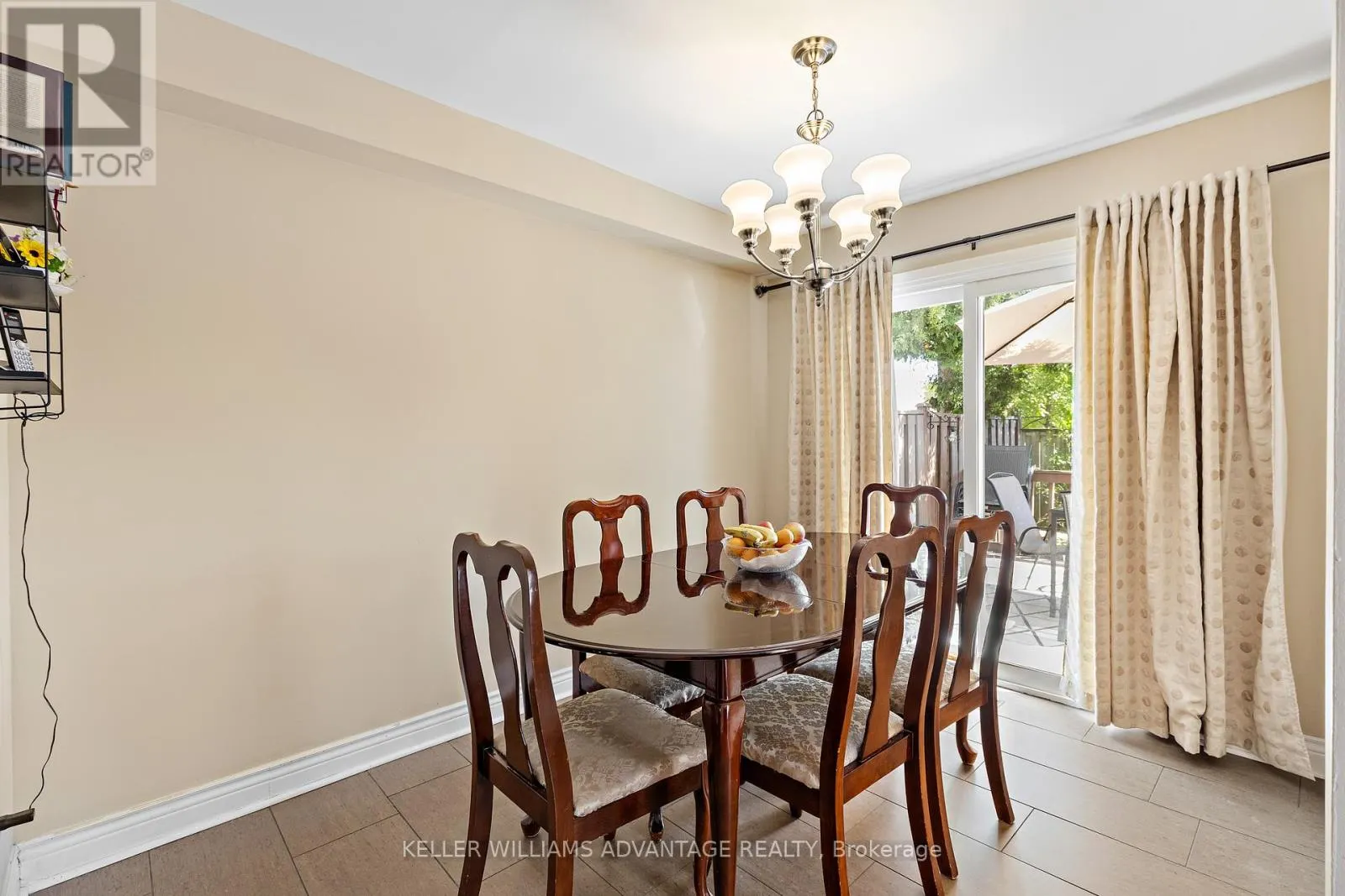 17 - 1051 SANDHURST CIRCLE