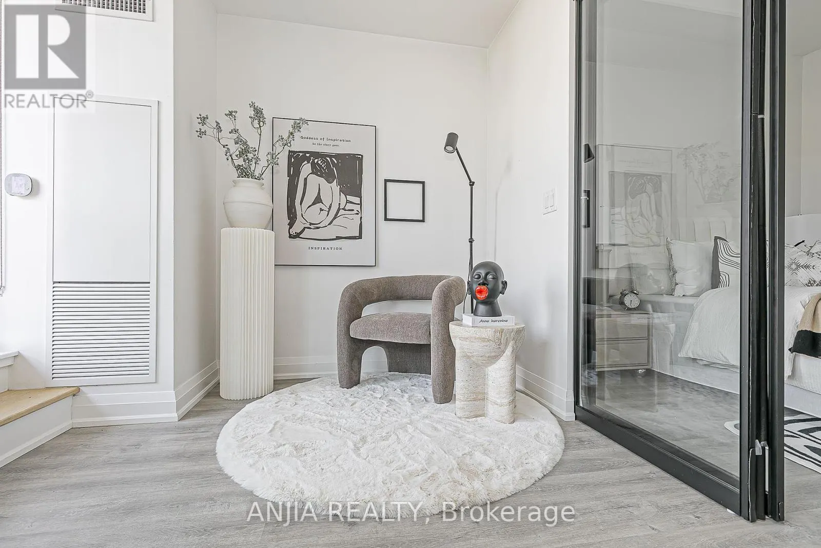 207 - 2369 DANFORTH AVENUE