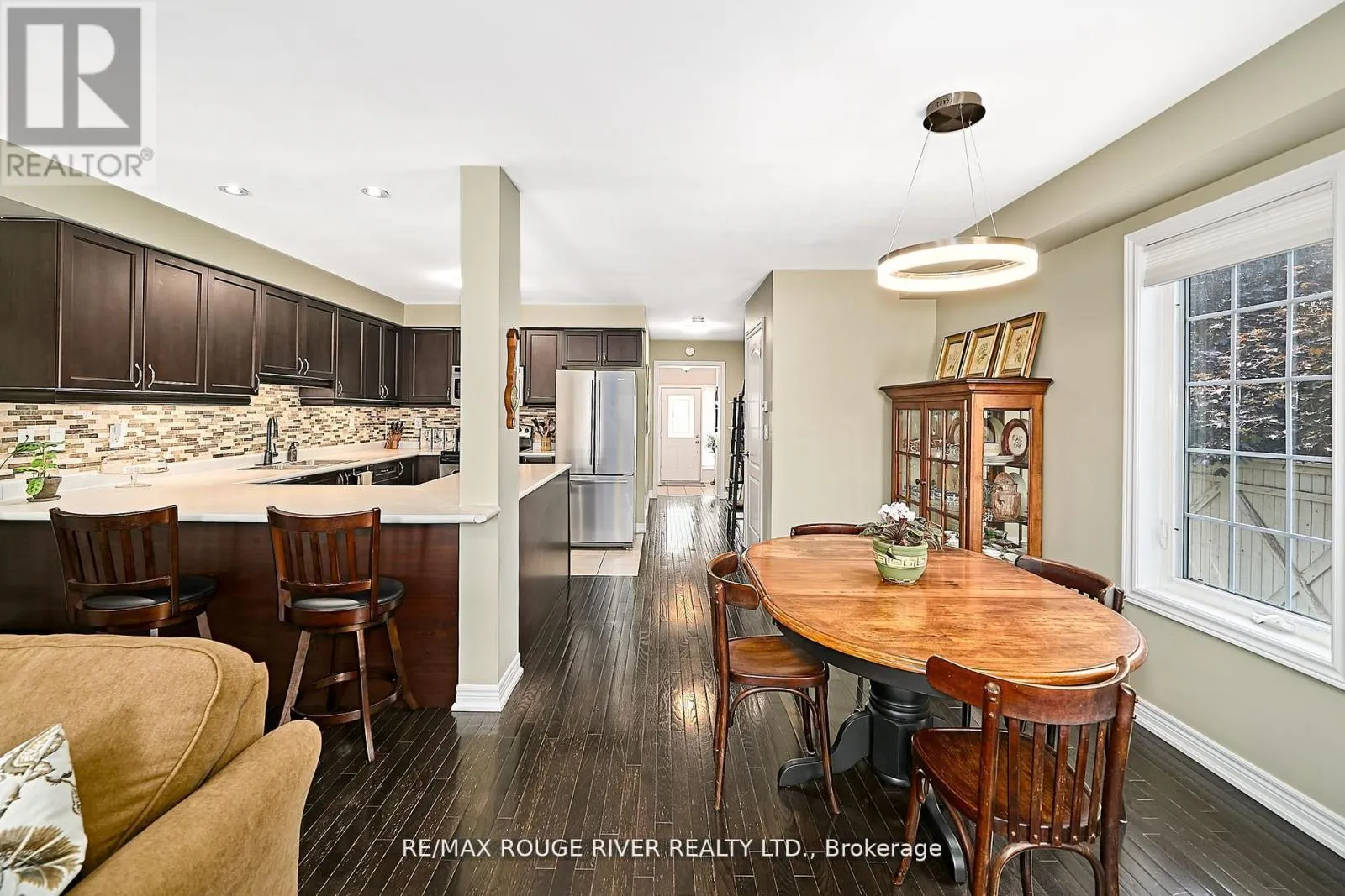 26 LANDER CRESCENT
