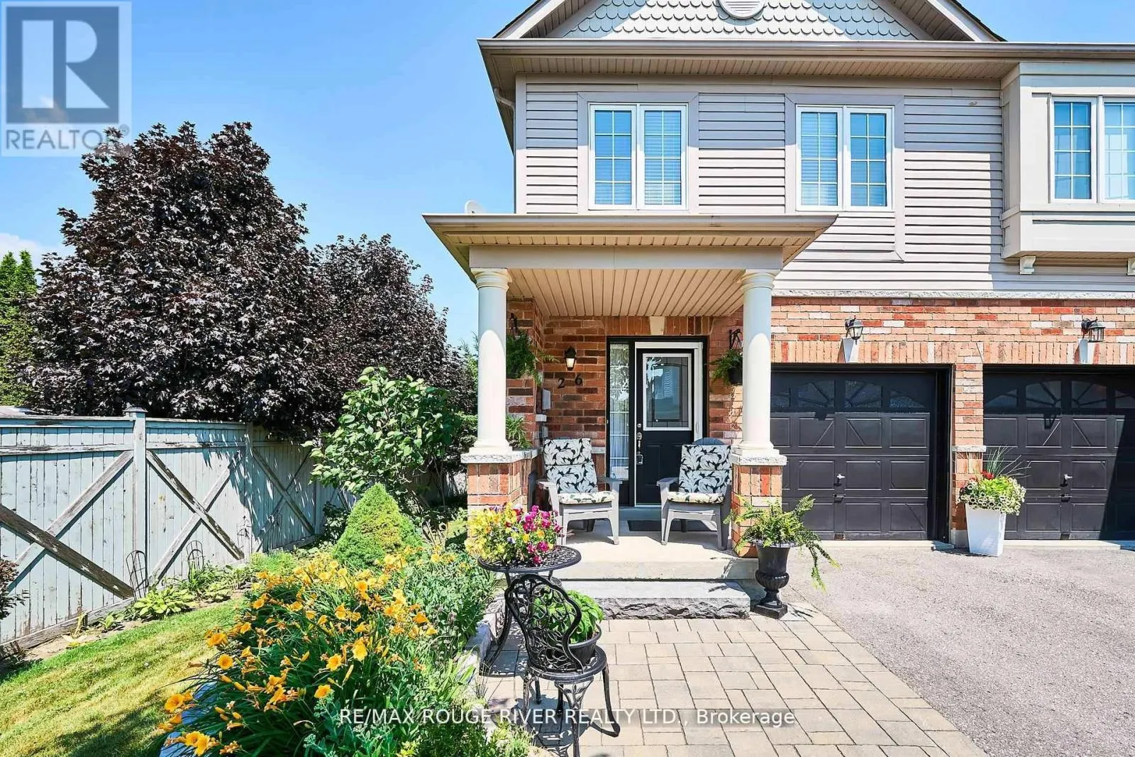 26 LANDER CRESCENT