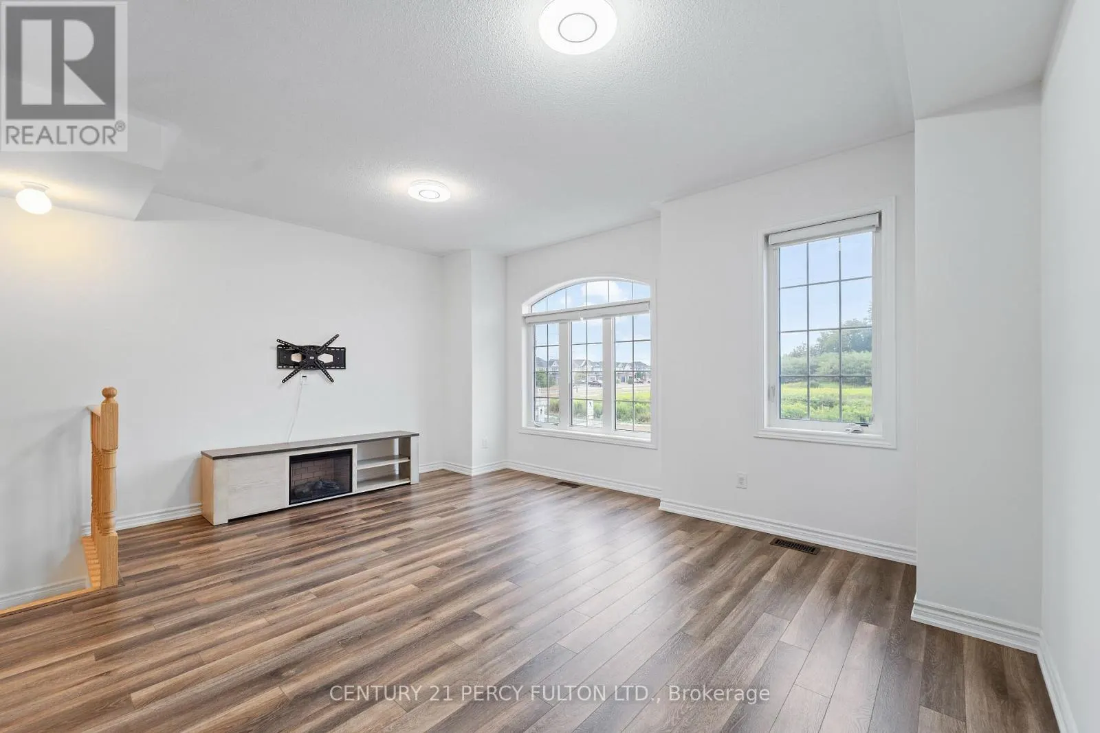 71 HONEY CRISP LANE