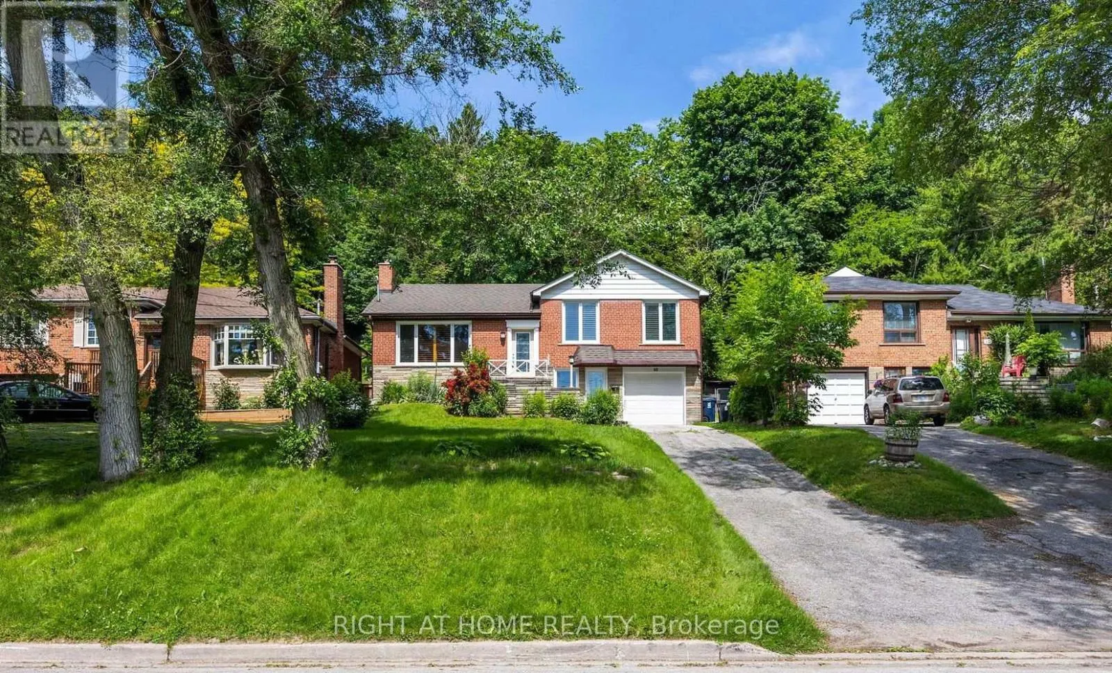 40 CATALINA DRIVE