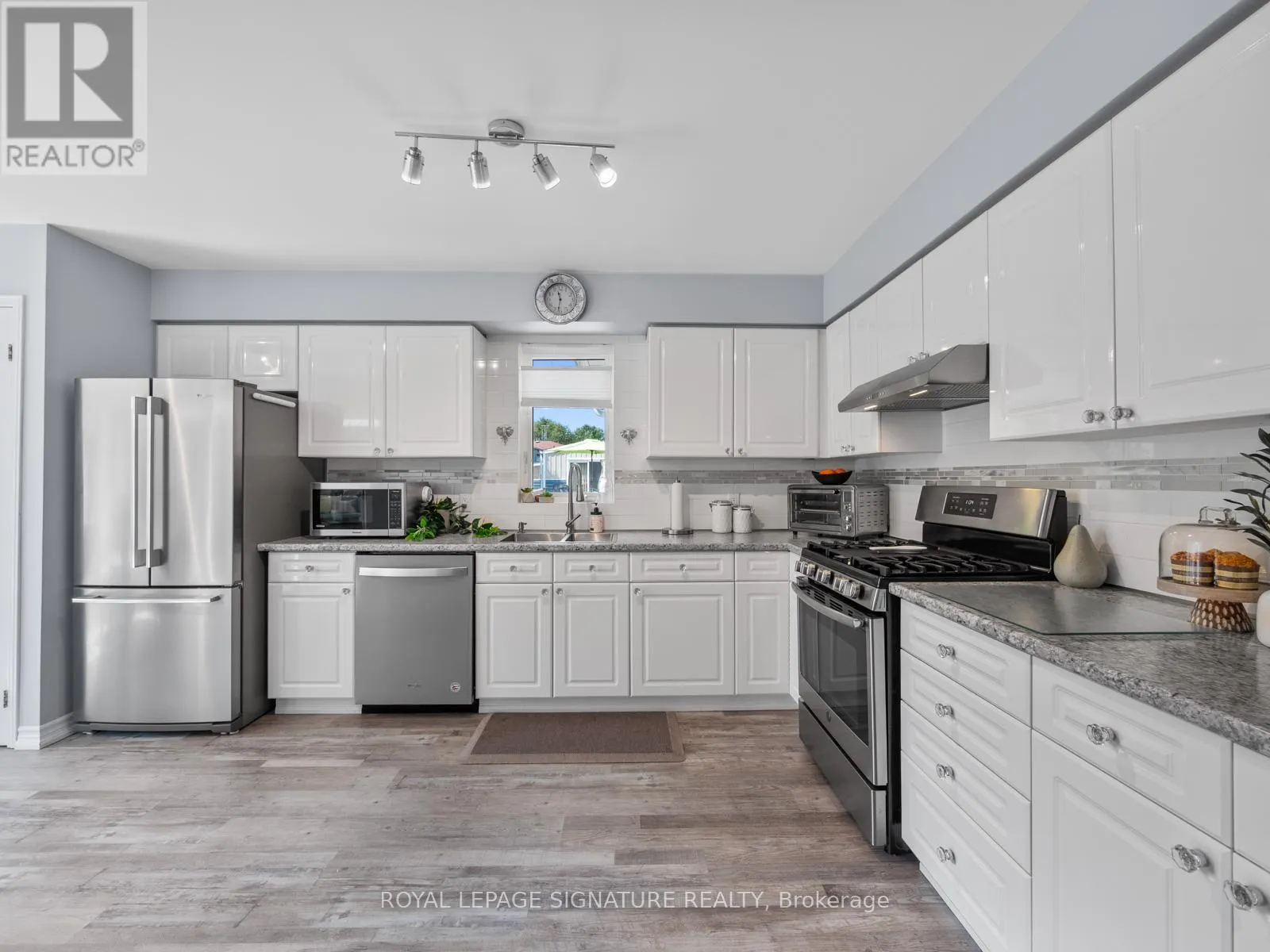 33 STEELHEAD LANE