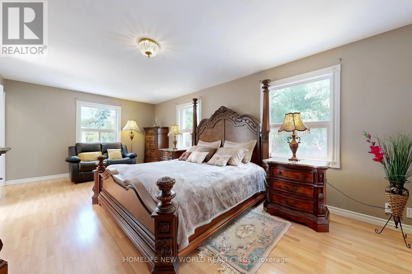 781 HUNTINGWOOD DRIVE