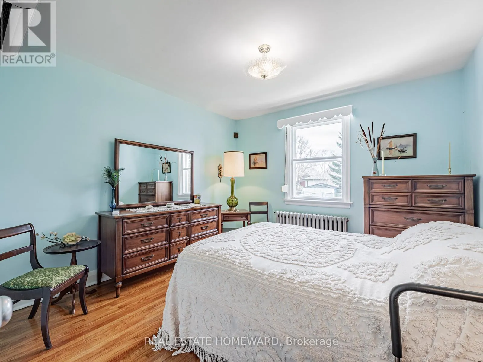 733 PHARMACY AVENUE