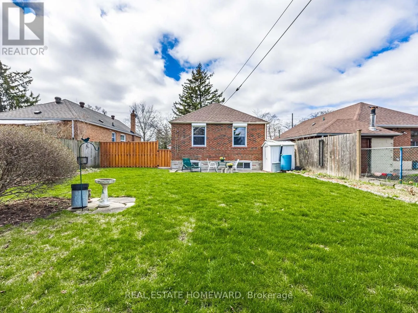 733 PHARMACY AVENUE