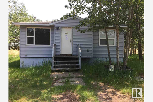 20021 MERIDIAN ST NE, Edmonton