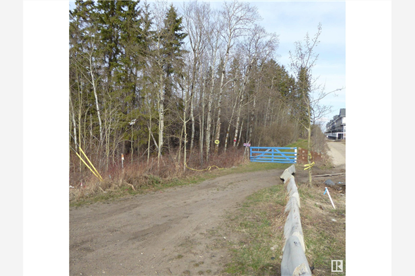 4011 199 ST NW, Edmonton