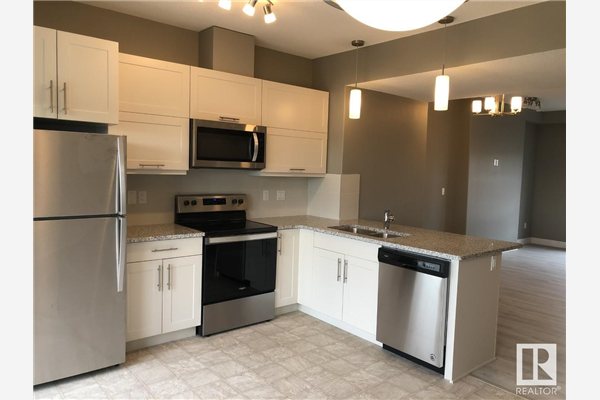 #34 13003 132 AV NW NW, Edmonton