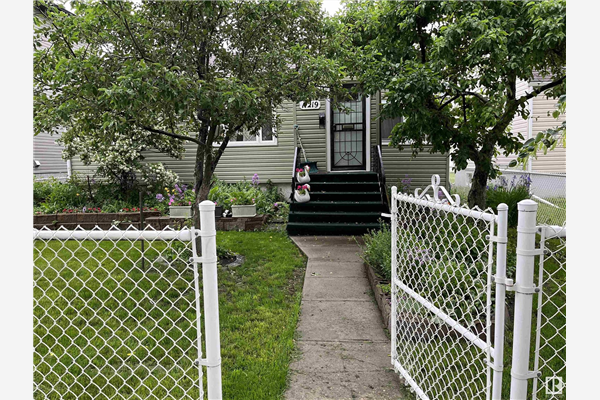 11219 104 ST NW NW, Edmonton