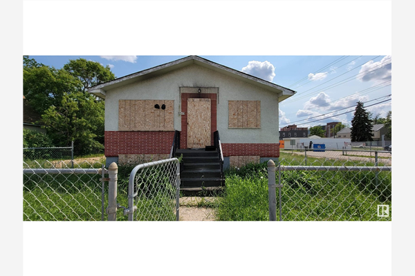 9349 103A AV NW, Edmonton
