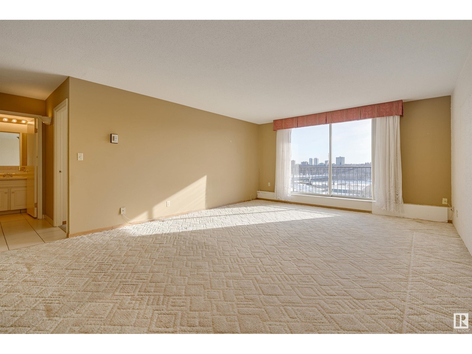 Listing E4328260 - Large Photo # 2