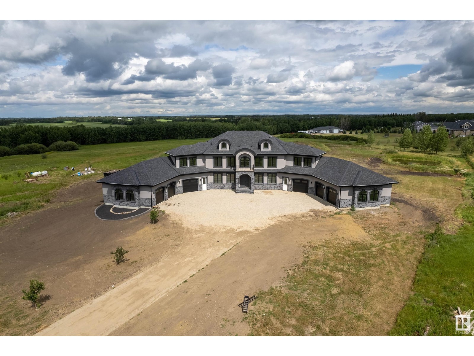 Listing E4331685 - Large Photo # 1