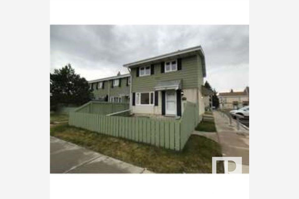 12F Callingwood CO NW NW, Edmonton