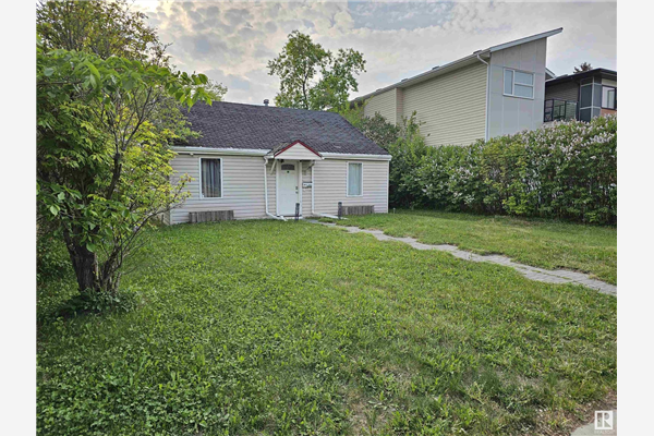 9812 155 ST NW, Edmonton