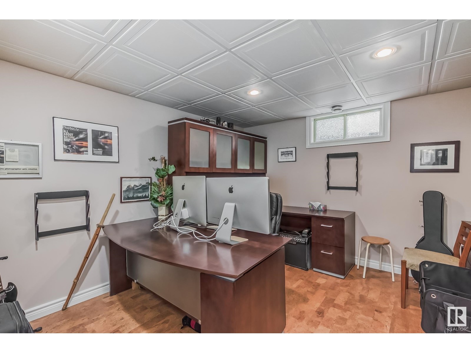 1016 MOYER DR