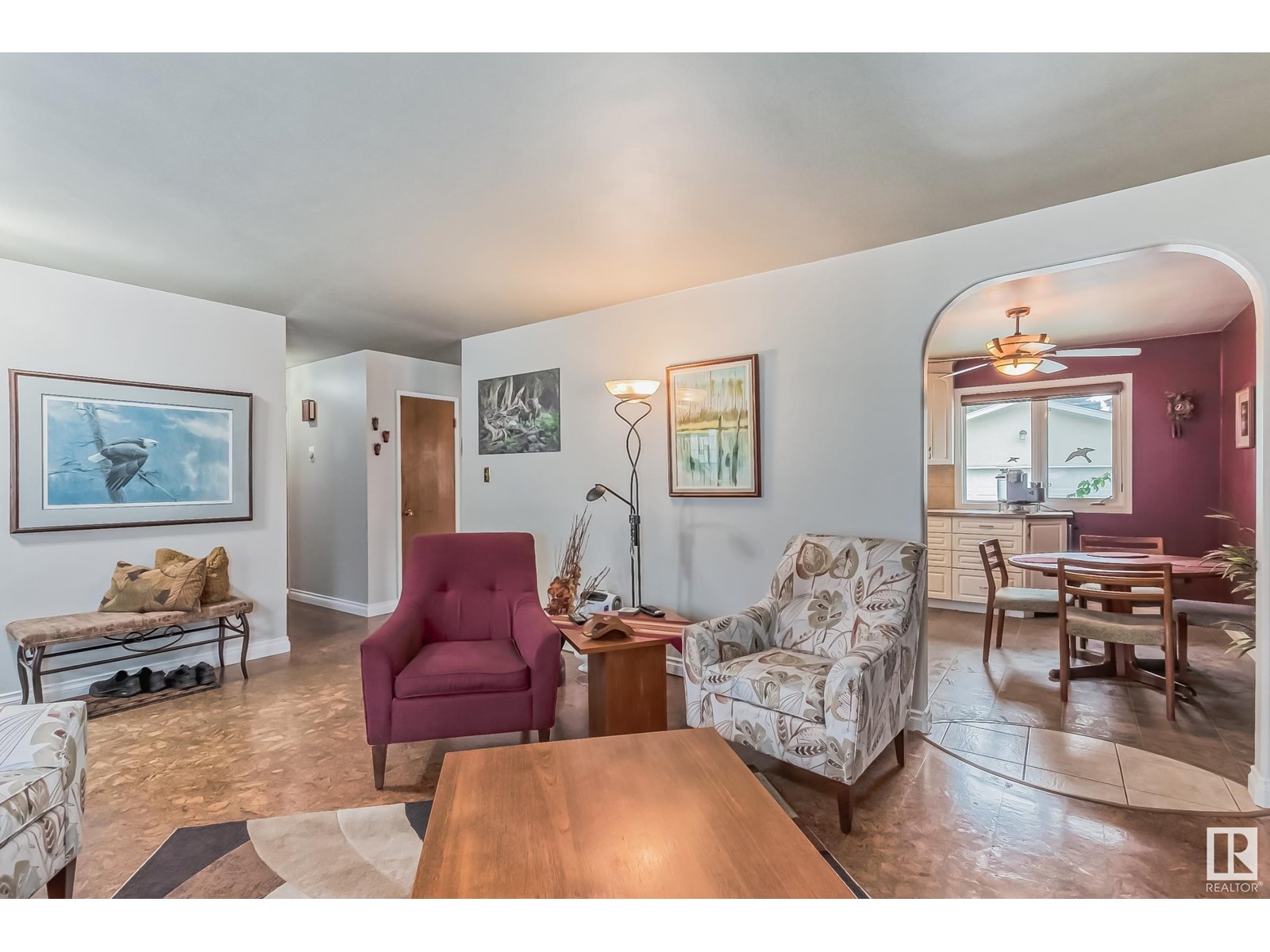 1016 MOYER DR