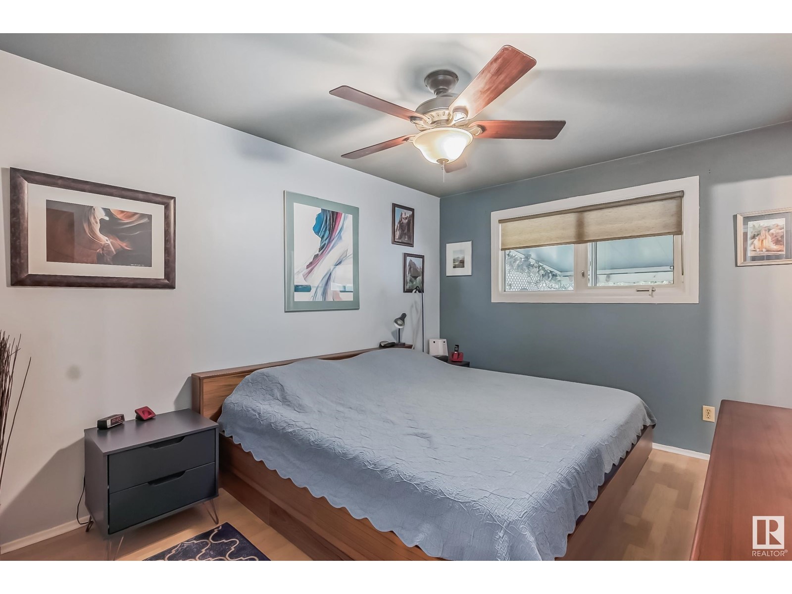 1016 MOYER DR