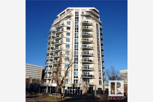 #704 10504 99 AV NW, Edmonton