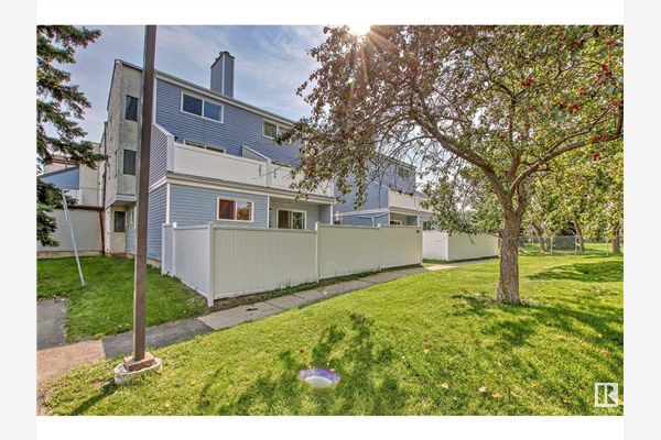 203 LANCASTER TC NW, Edmonton