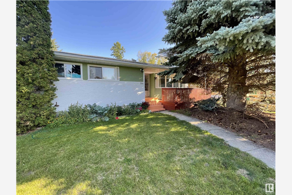 8365 120 ST NW, Edmonton
