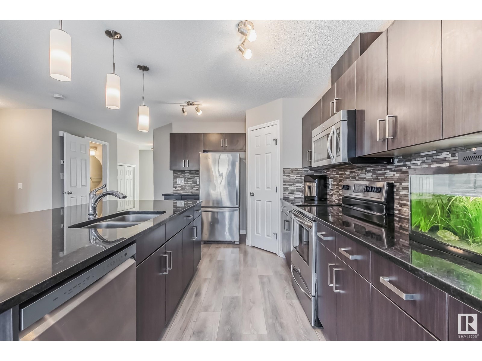 2557 COUGHLAN RD SW