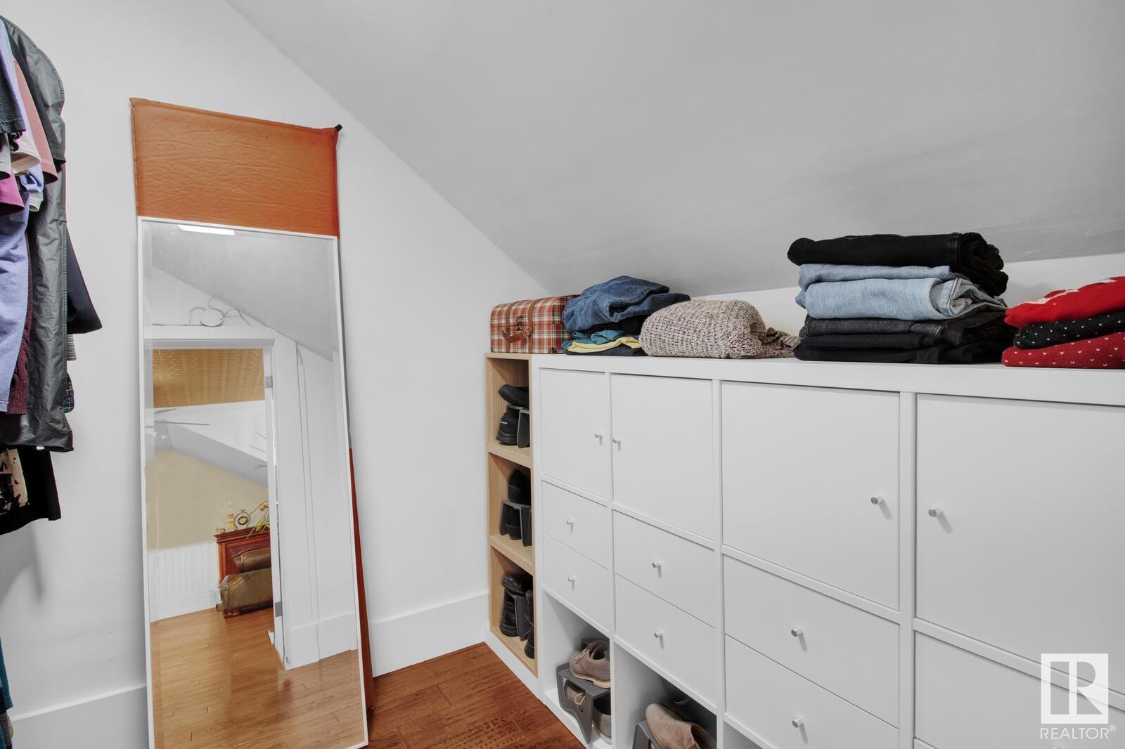 10508 127 ST NW