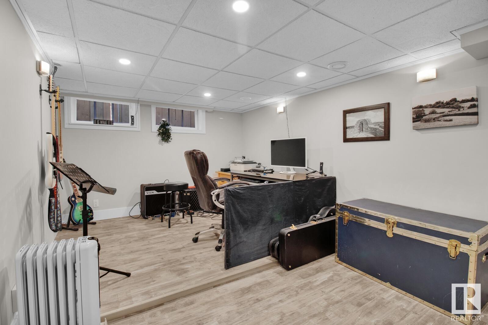 10508 127 ST NW