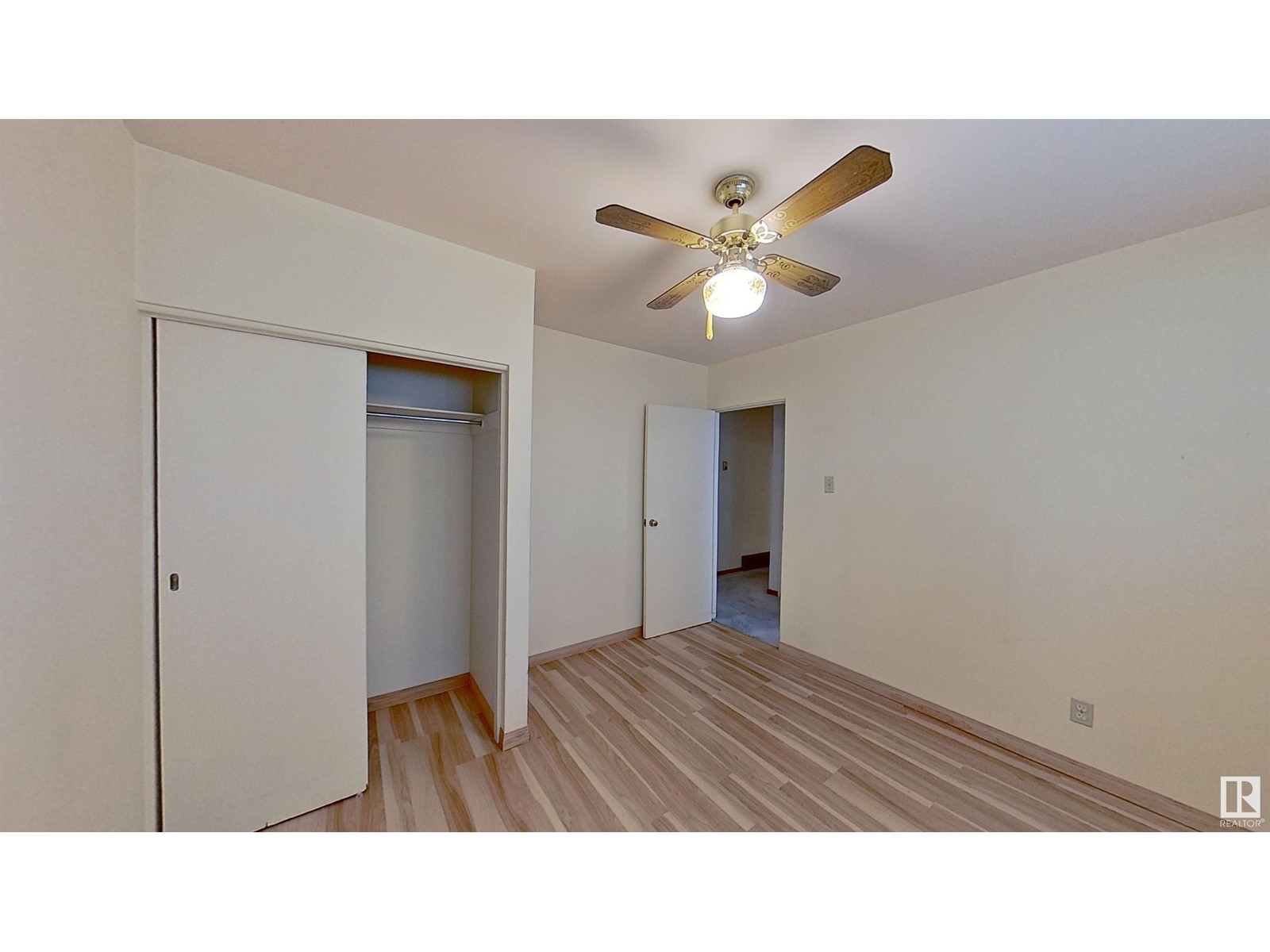 11036 159 ST NW