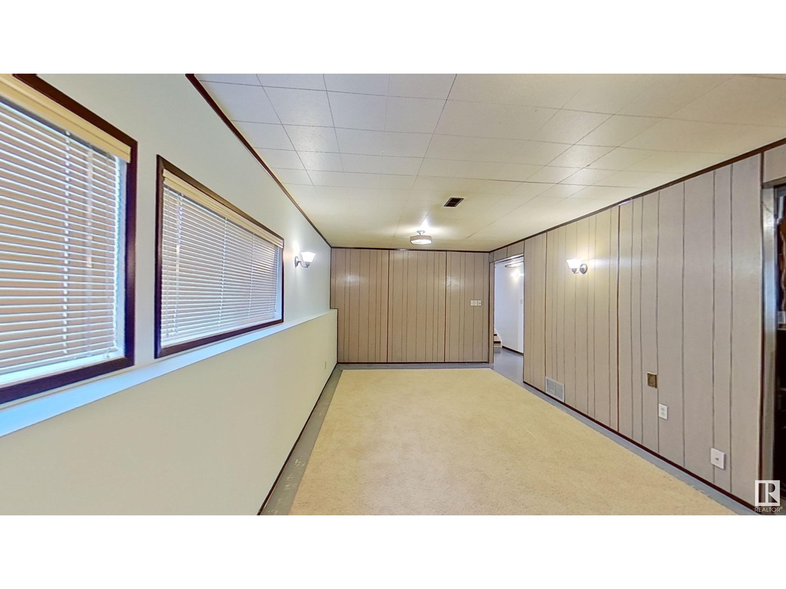 11036 159 ST NW