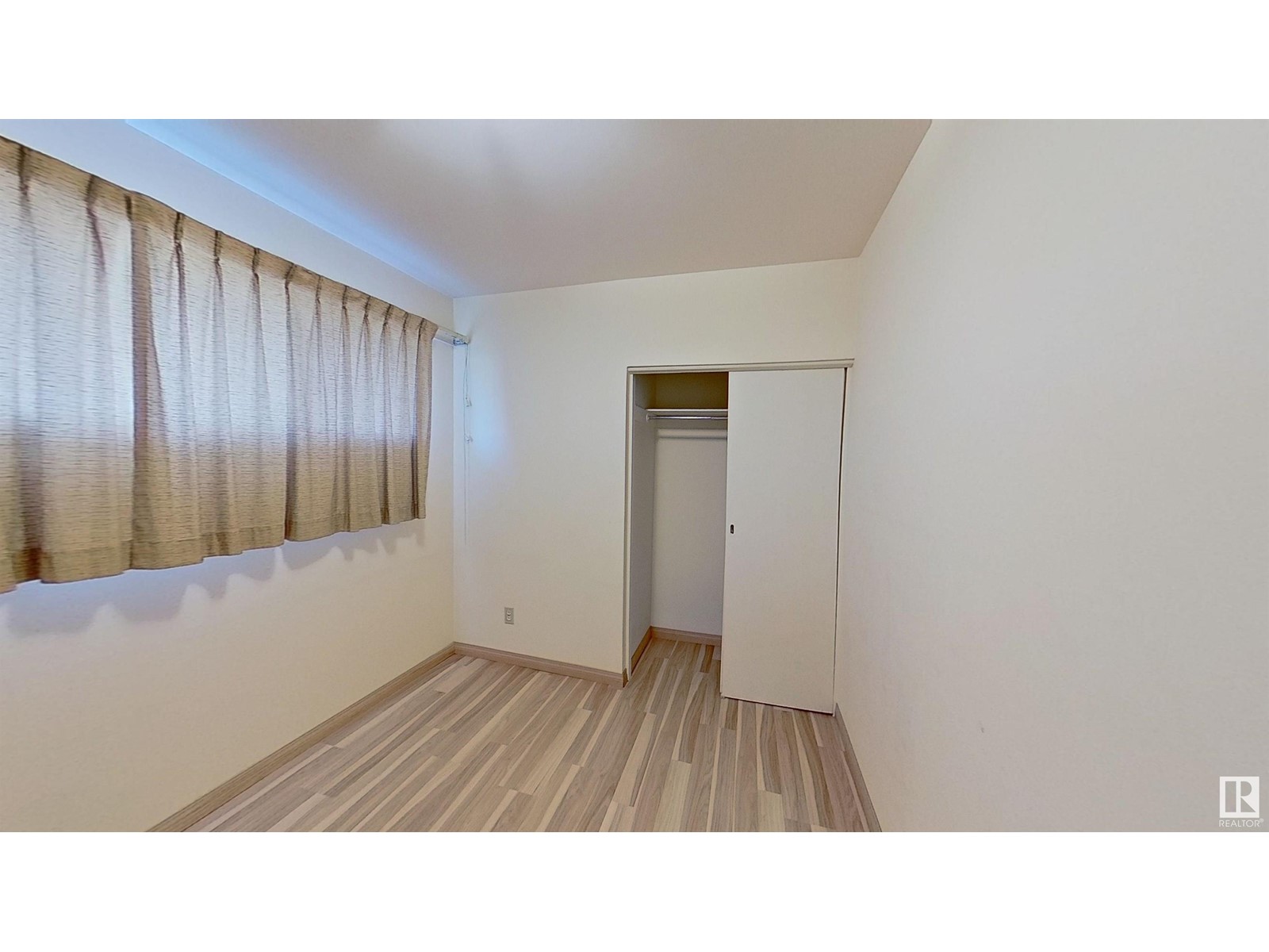 11036 159 ST NW