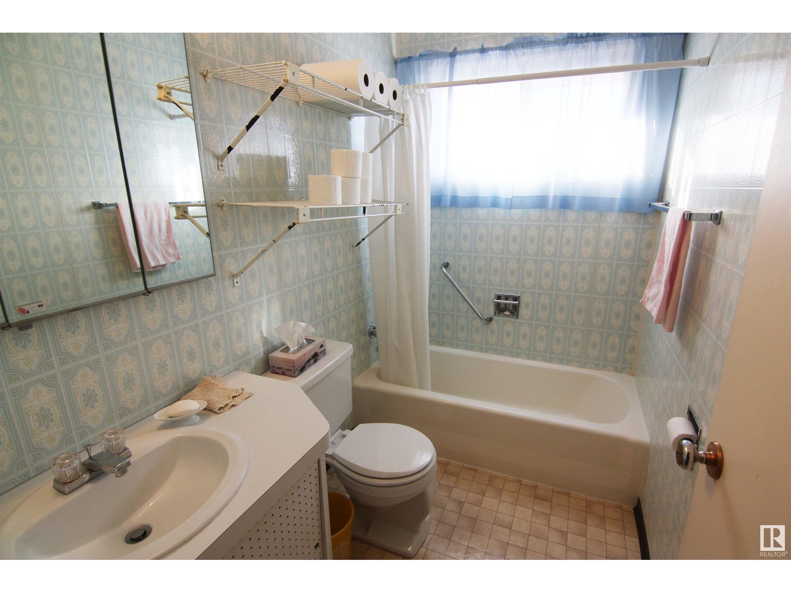 11036 159 ST NW