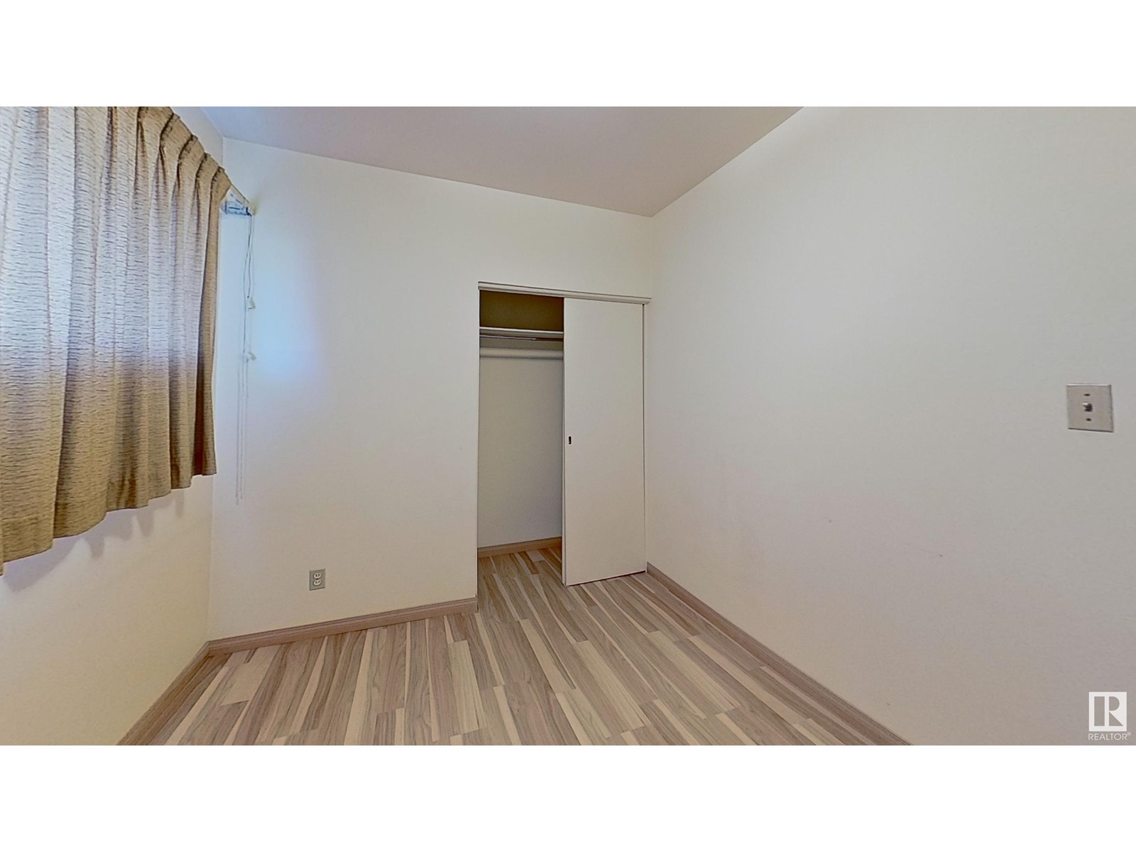 11036 159 ST NW