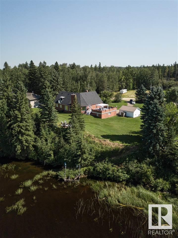 8 BAYVIEW CR