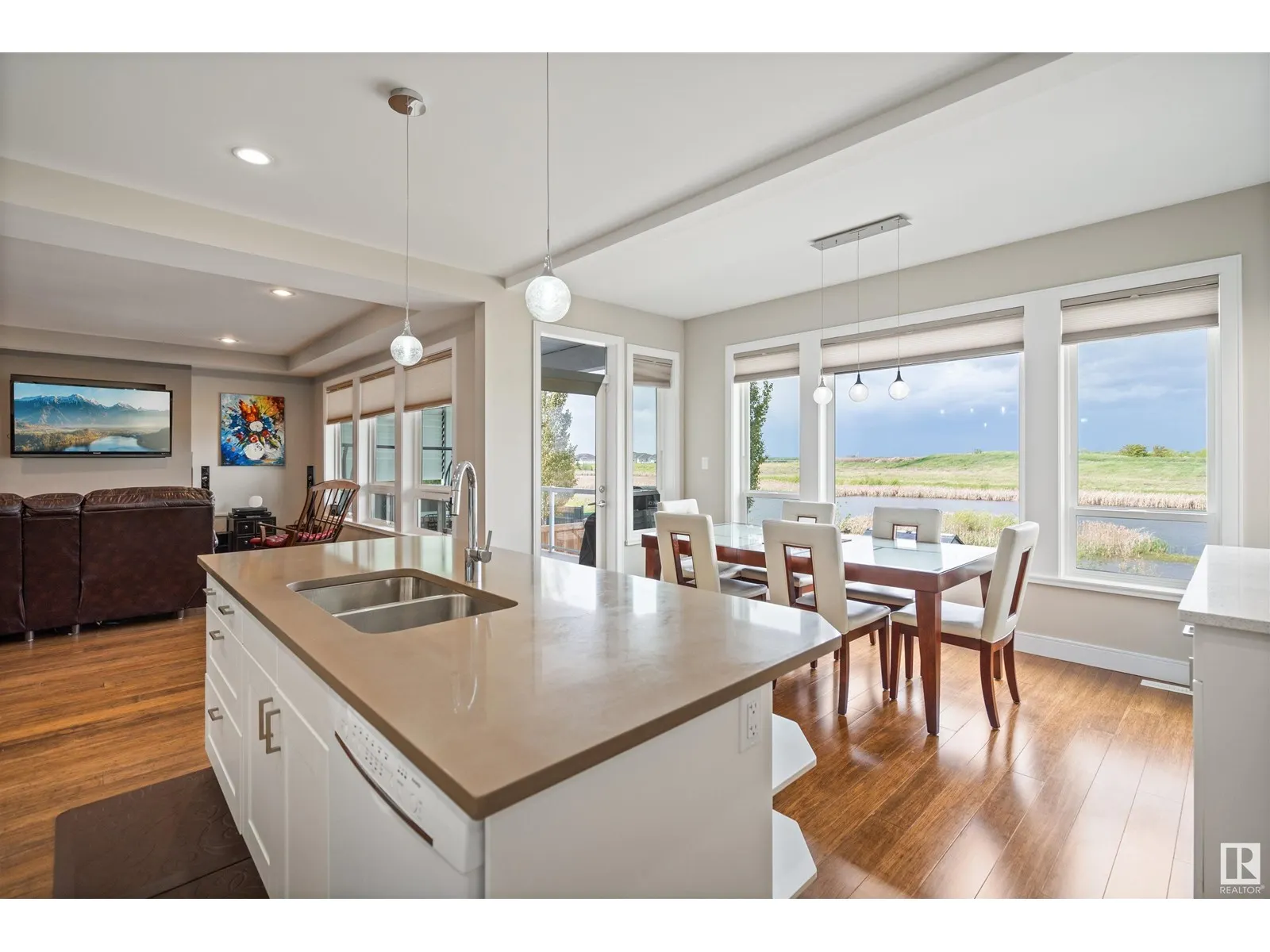 3717 Beau Vista BV