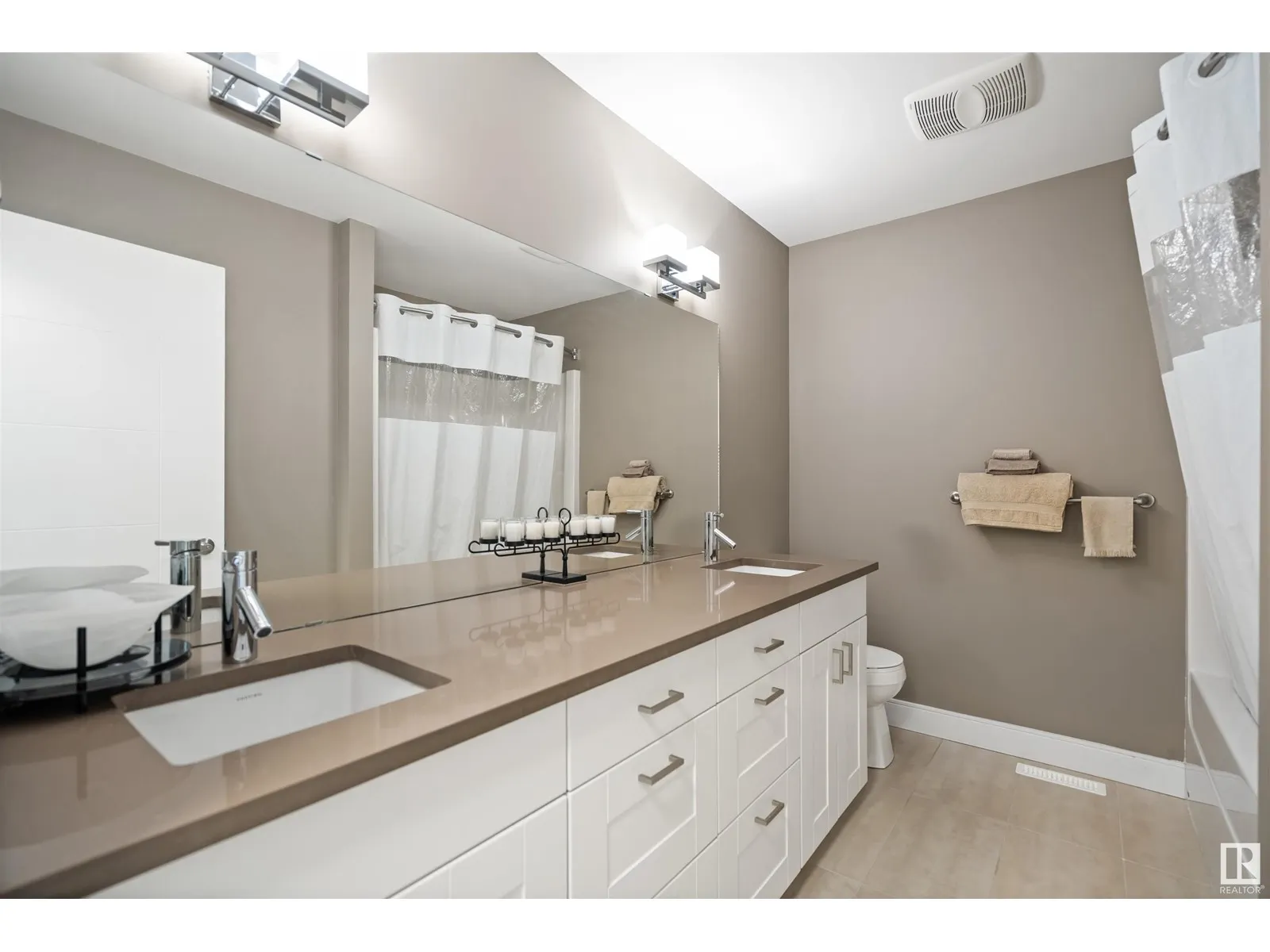 3717 Beau Vista BV