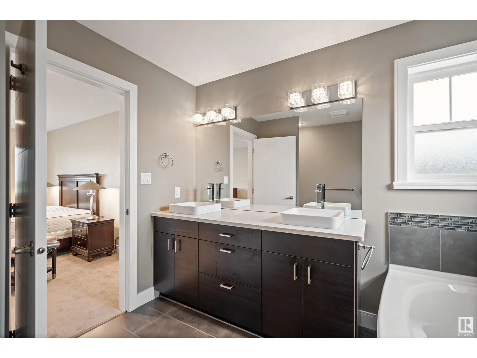 3717 Beau Vista BV