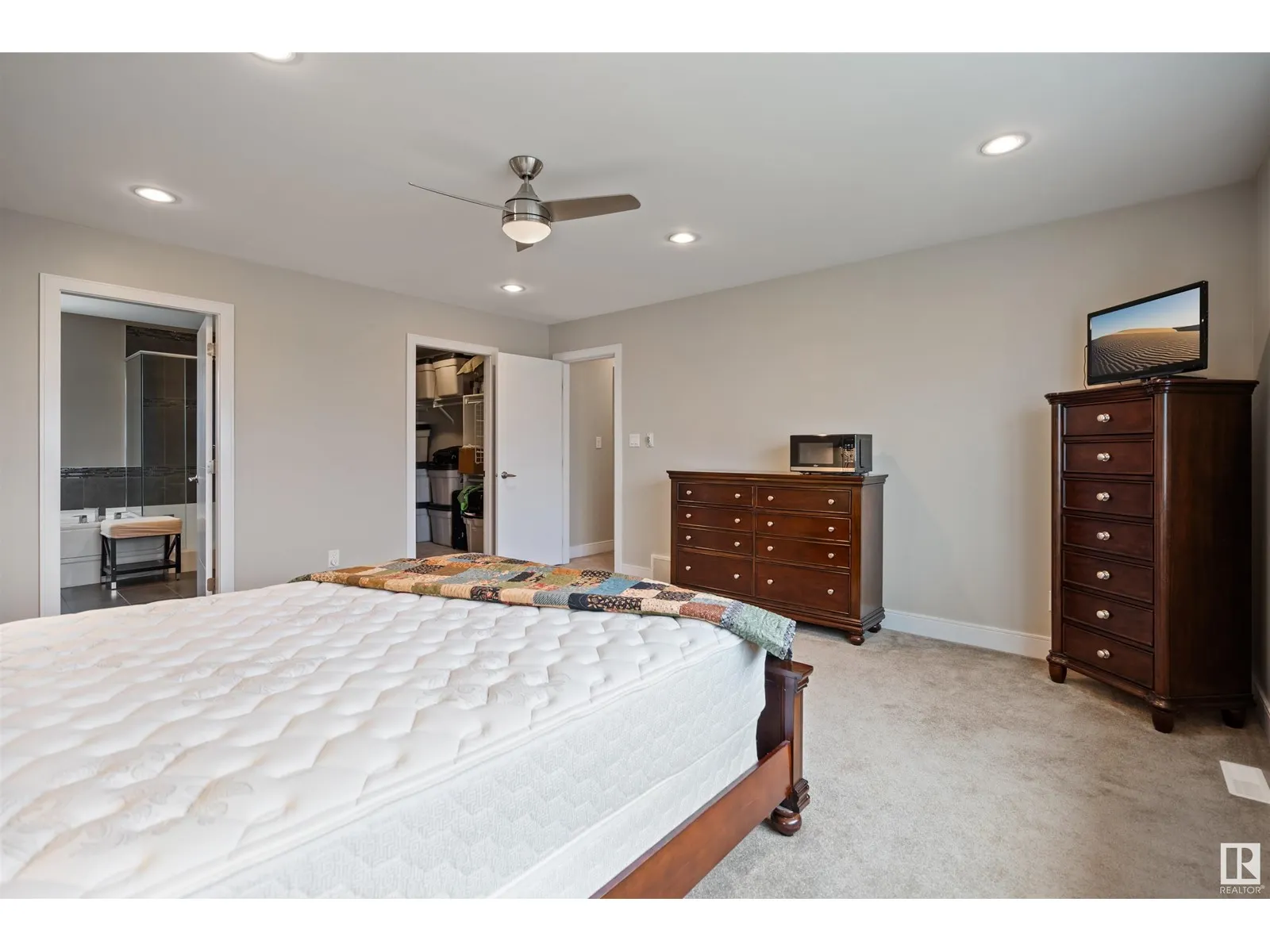 3717 Beau Vista BV