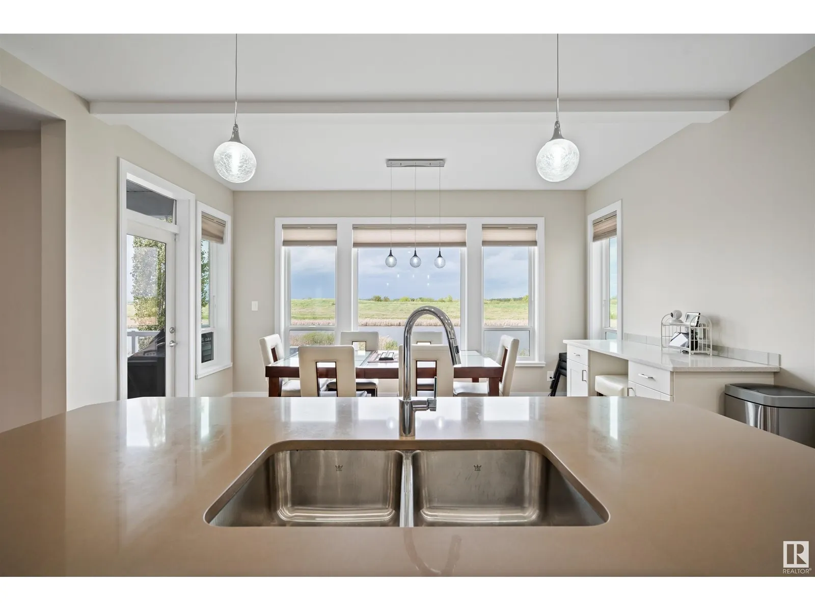 3717 Beau Vista BV