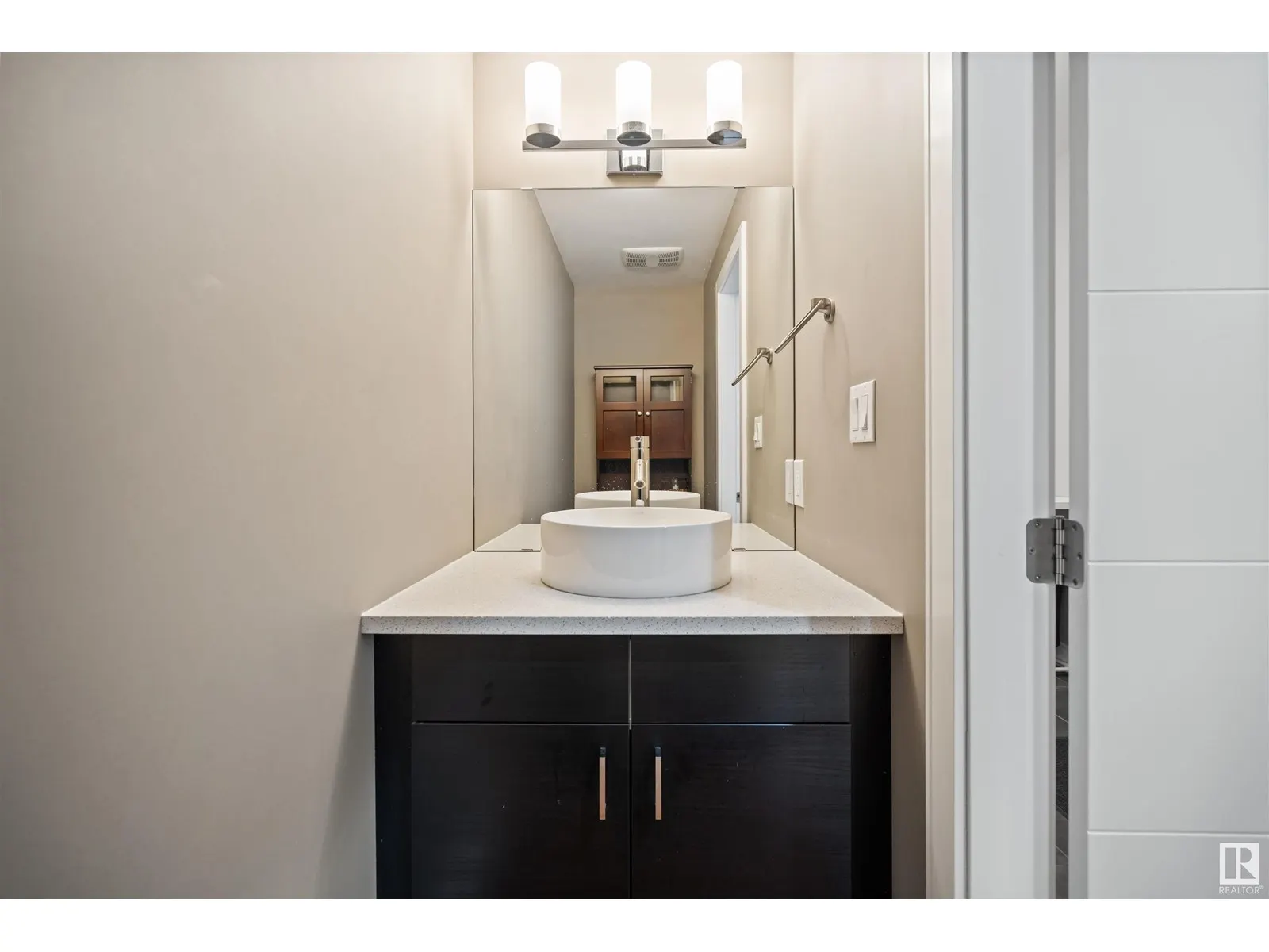 3717 Beau Vista BV