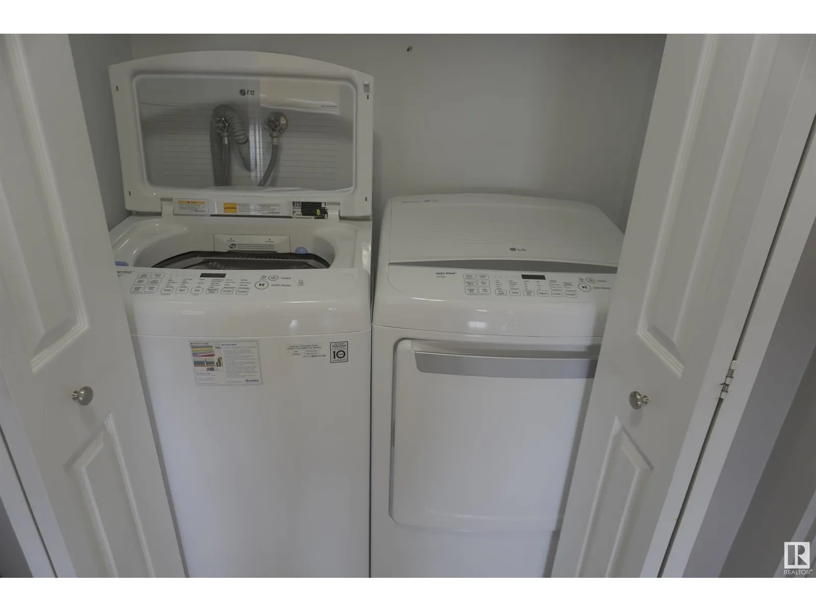#37 10331 106 ST NW